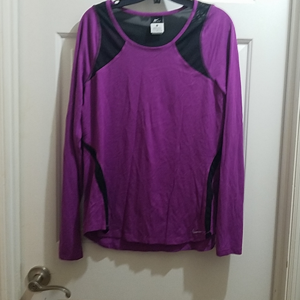Nike active tee